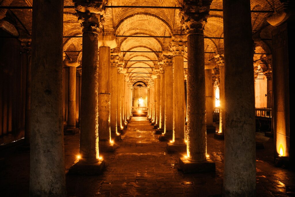 Cisterna de Basílica en Estambul, Turquía